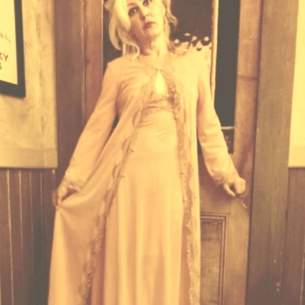 Emilio Pucci Vtg Robe & Chemise Set In Soft Pink W Bronze Lace.  Rare.  Medium